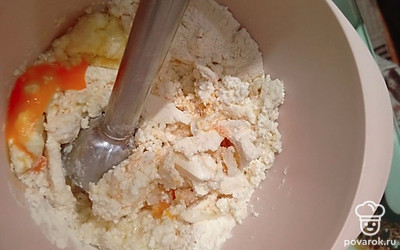 Пробейте все блендером до однородной массы.