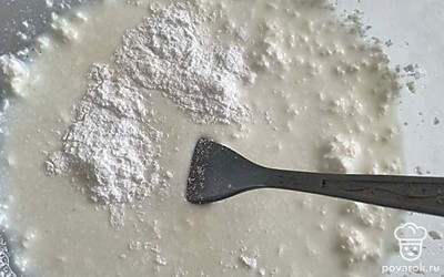 Добавьте разрыхлитель теста.