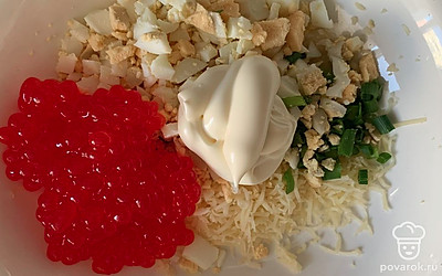 Соедините все ингредиенты. Перемешайте.