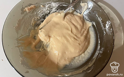 Перемешайте все до гладкого и густого теста. 