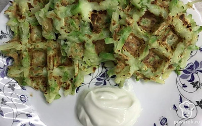 Подавать со сметаной. Очень вкусно. Приятного аппетита!