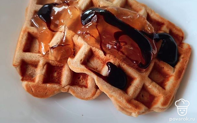 Венские вафли с яблочным пюре и рисовой мукой — Рецепт с фото