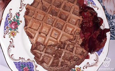 Очень вкусно с вареньем.