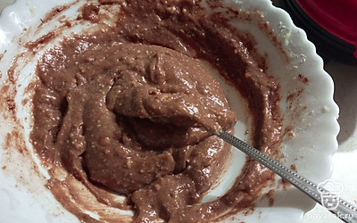 Соединяем сухие ингредиенты.