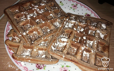 Посыпаем сахарной пудрой и подаём к чаю. Приятного аппетита!