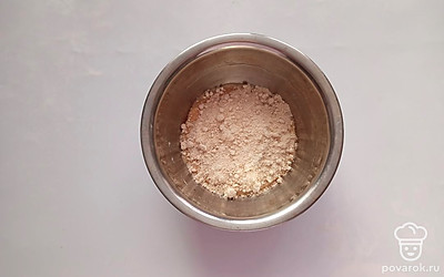 Добавить сухие ингредиенты.