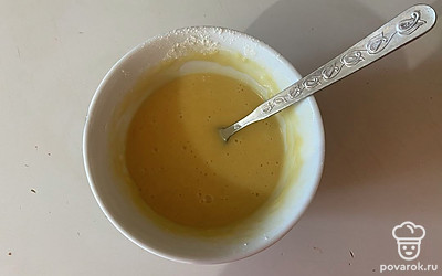 Перемешивайте до исчезновения комочков.