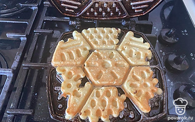 Обжаривайте с двух сторон в течении пяти минут.