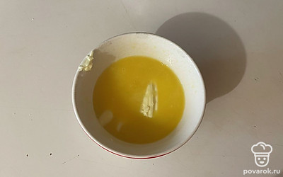 Растопите в микроволновой печи в течение 1 минуты.