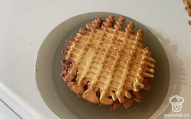 Хрустящие, нежные вафли на всю семью — Рецепт с фото