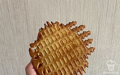 Подавайте к столу с любимым топпингом!