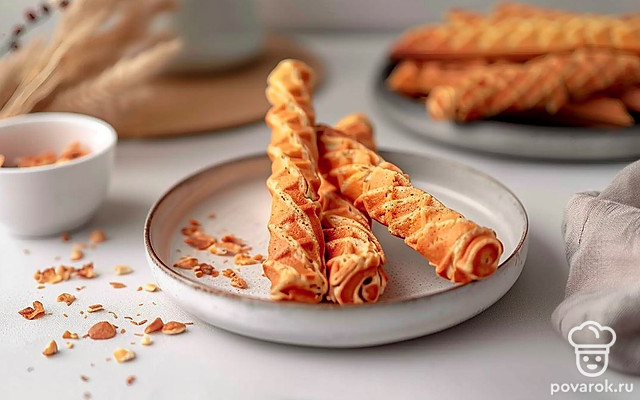 Хрустящие вафельные трубочки — Рецепт с фото