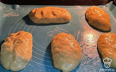 Запекайте в духовке при 180 градусах 20 минут.