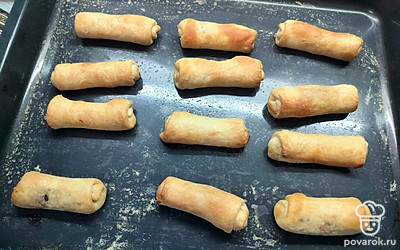 Выпекайте около 20 минут в разогретой до 200 градусов духовке.