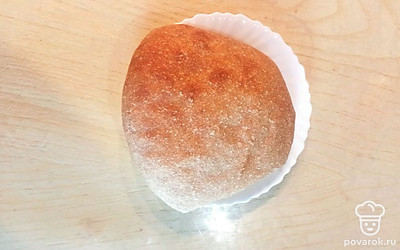 Утром испечь при температуре 200 градусов до готовности.