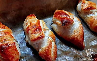 Выпекайте в духовке при температуре 180 градусов 20 минут.