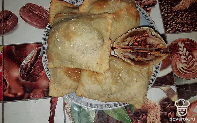 Пирожки с бананом — Рецепт с фото