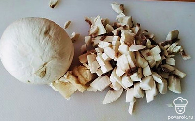 Пока можно приготовить начинку.