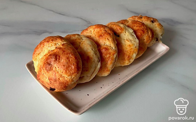 Творожные булочки с клюквой и корицей — Рецепт с фото