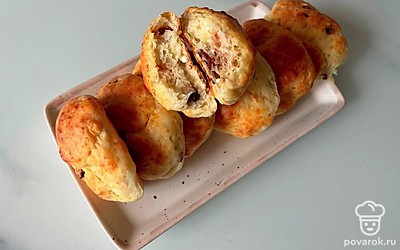 Готовые булочки подавайте теплыми.