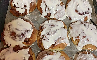 По желанию можно полить сметаной.