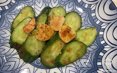 Подавайте со свежим укропом.