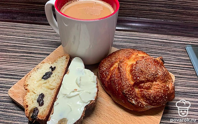 Булочки с изюмом «Завитушки» — Рецепт с фото