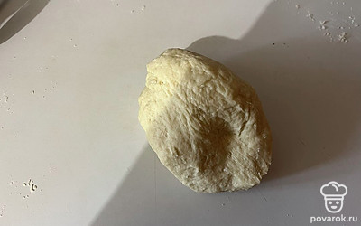 Замешайте однородное тесто.