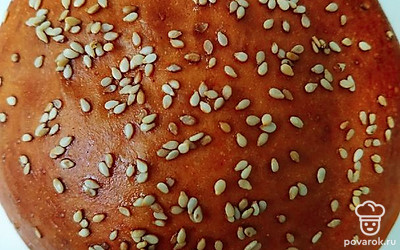 Булочки ставим в разогретую духовку на 20 минут при температуре 180 градусов. Наши булочки готовы!