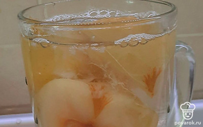 Компот получается кисло-сладким. Очень вкусный. 