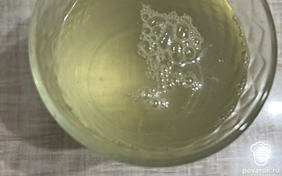 Подавайте компот остывшим.