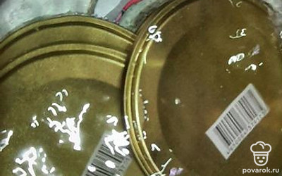 Прокипятите крышки.