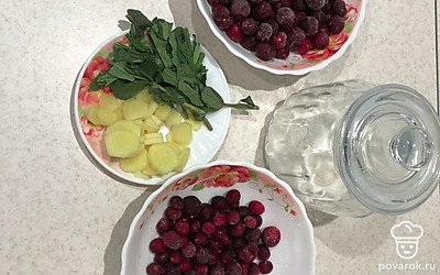 Подготовьте все ингредиенты.