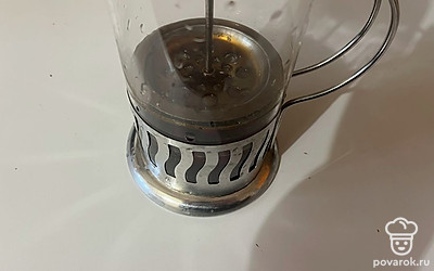 Дайте чаю настояться пару минут. 