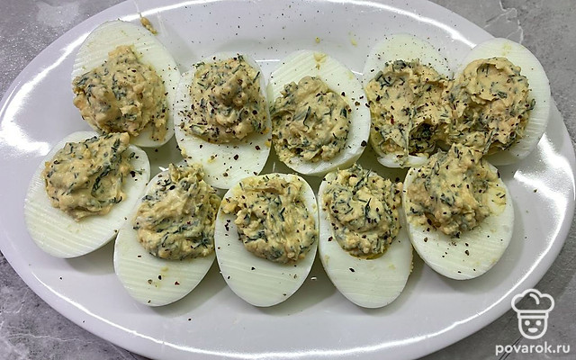 Закуска «Фаршированные куриные яйца» — Рецепт с фото