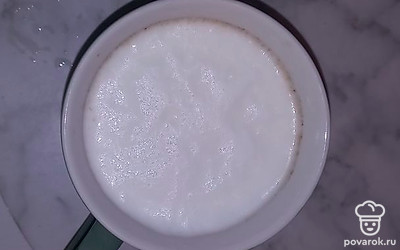 Затем добавить молоко. Готово!