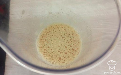 Все взбиваем с помощью блендера до однородного состояния.