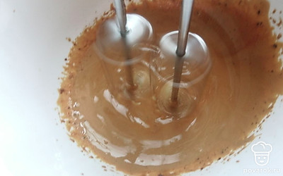 Взбить миксером. 