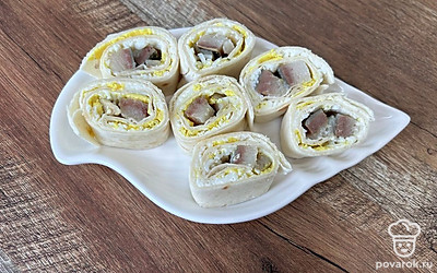 Переложите в красивую посуду и подавайте к столу. Приятного аппетита!