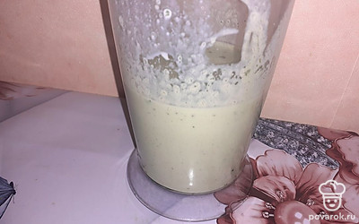 Взбить блендером несколько минут.