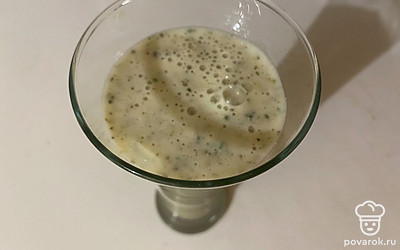 И перелейте туда напиток.