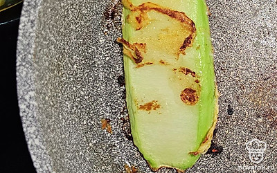 Обжариваем на растительном масле.