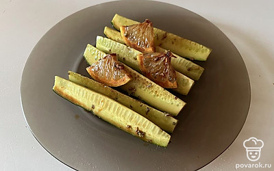 Подавайте блюдо к столу с вашими любимыми крепкими напитками. 