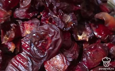 Положить в сушилку и сушить в течении 15 часов.