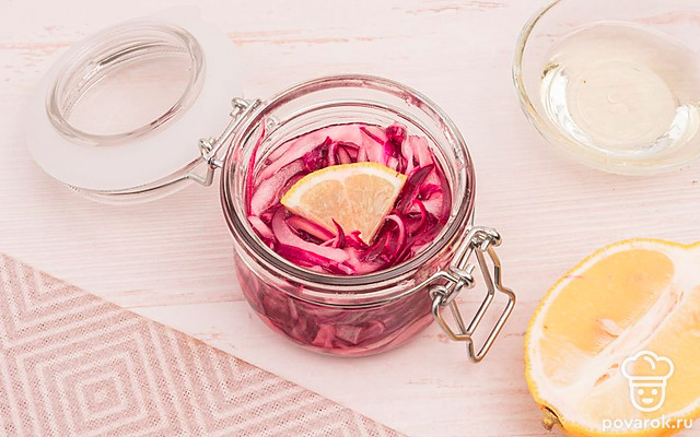 Маринованный лук с лимоном — Рецепт с фото