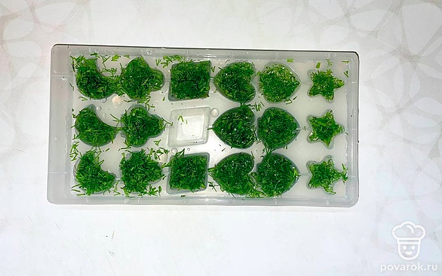 Заморозка укропа кубиками — Рецепт с фото