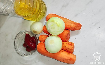 Подготавливаем все ингредиенты.