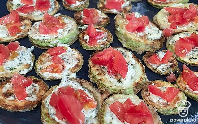 Закуска из кабачков с томатом и майонезом — Рецепт с фото