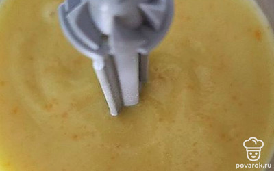 Хорошо пробейте до однородной массы.