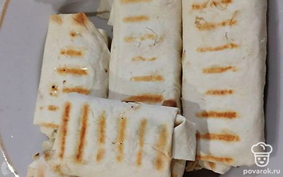 Подавайте теплыми, к чаю или кофе. 